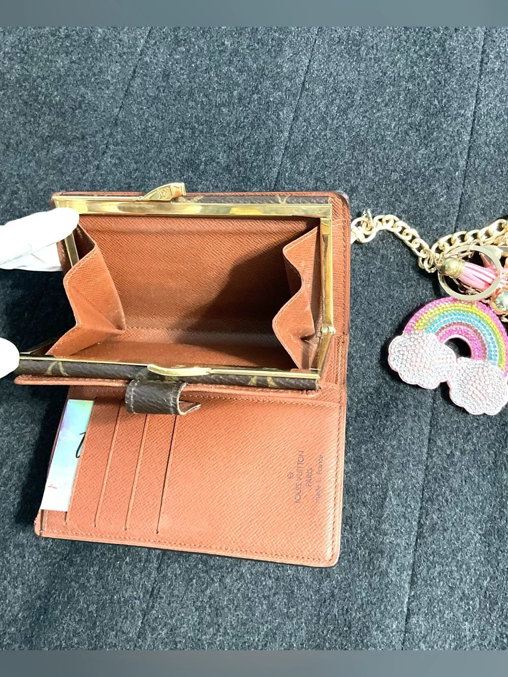 ✅AUTHENTIC FREE LV KISSLOCK WALLET FREE WITH SHOULDER BAG PURCHASE